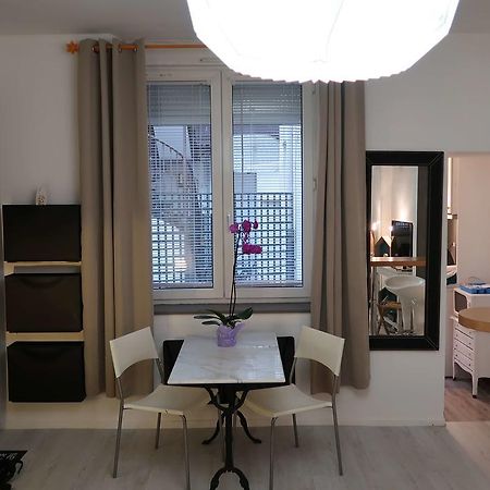 La Cour Victoria - Vosges Place & St Dizier St -27M2 Нанси Экстерьер фото